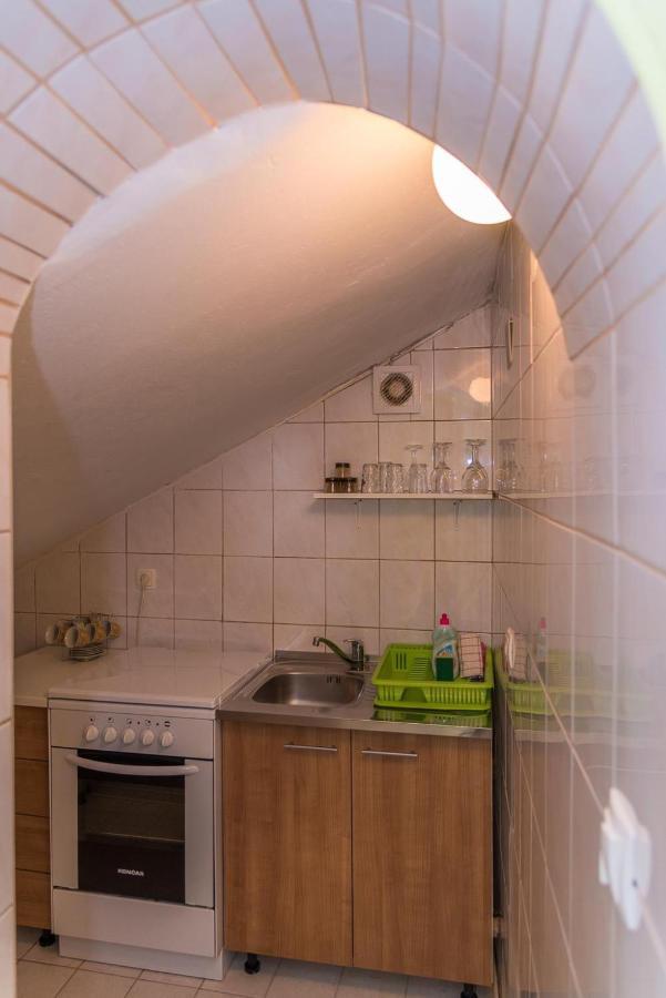 Apartments Krsticevic เคล็ค ภายนอก รูปภาพ