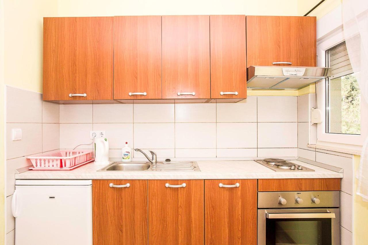 Apartments Krsticevic เคล็ค ภายนอก รูปภาพ