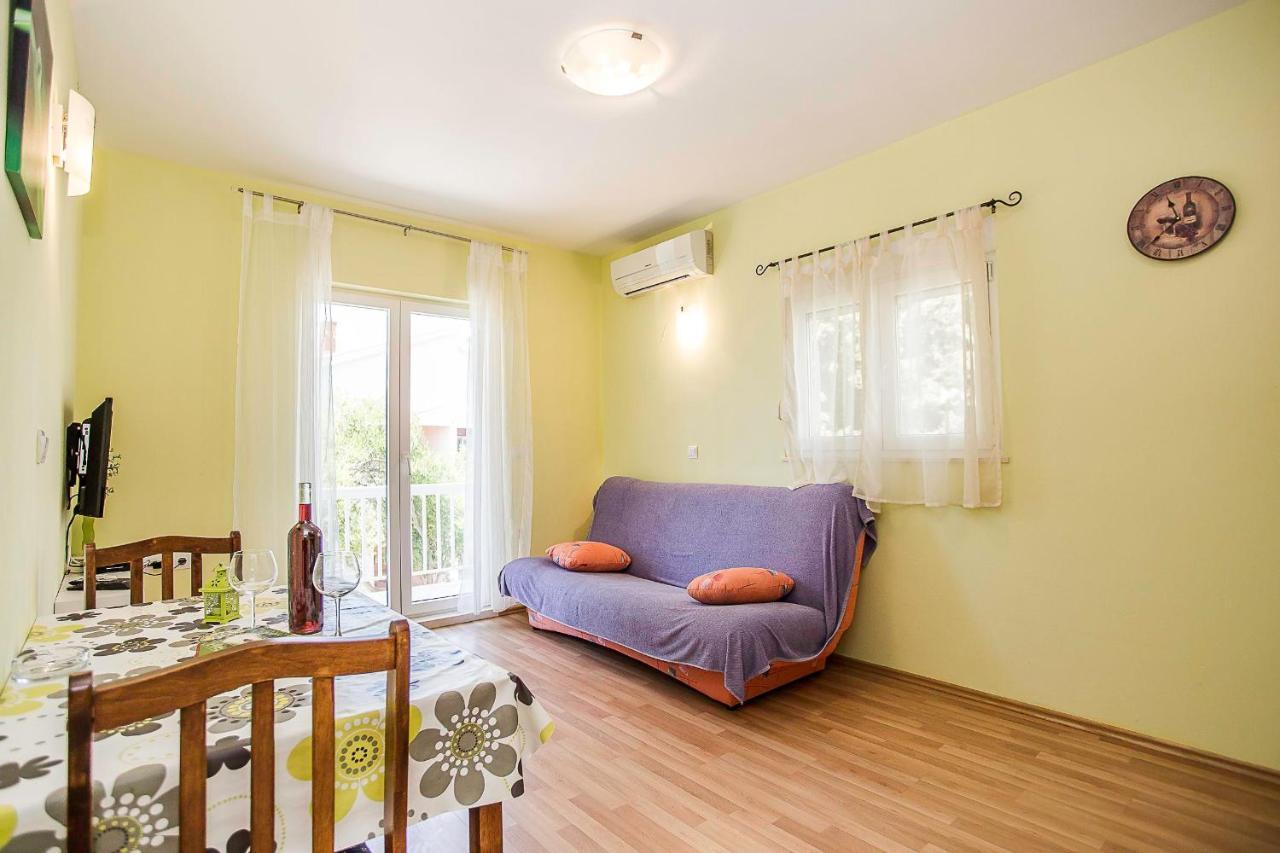 Apartments Krsticevic เคล็ค ภายนอก รูปภาพ