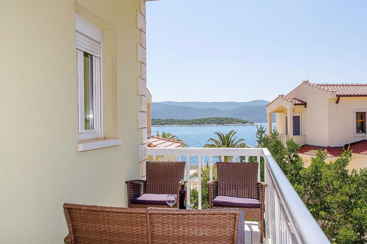 Apartments Krsticevic เคล็ค ภายนอก รูปภาพ